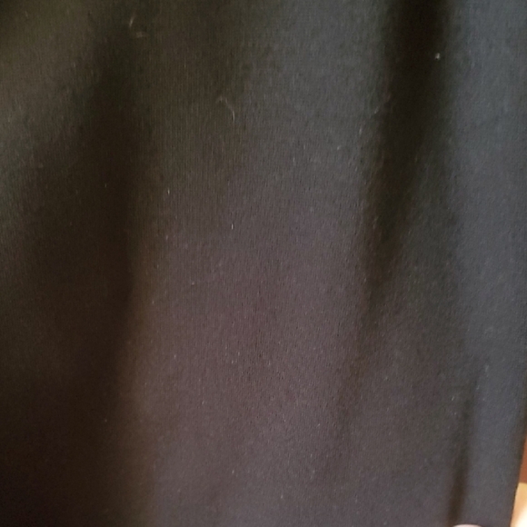 Chico's Black Cropped Ankle Pants with Tapered Fit - Picture 8 of 8